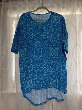 LuLaRoe Teal and Blue Printed High-Low Tunic